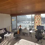 Penthouse Deutz Lanxess Arena Messe Heumarkt Homestay szállás *