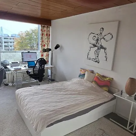 Penthouse Deutz Lanxess Arena Messe Heumarkt * Cologne
